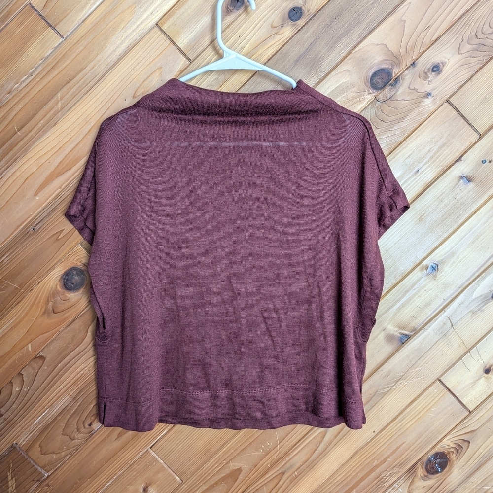 Anthropologie Burgundy Short Sleeve Blouse Size Medium